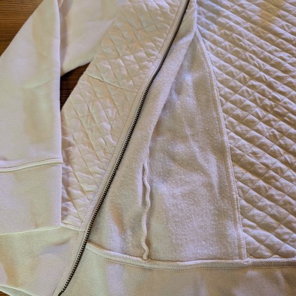 LL Bean Women's Quilted Full Zip Sweatshirt, Size XL, Cream - Picture 5 of 14